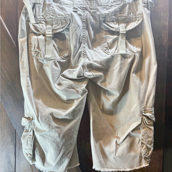 Lucky Brand Tan Cargo Shorts for Women - Picture 2 of 4